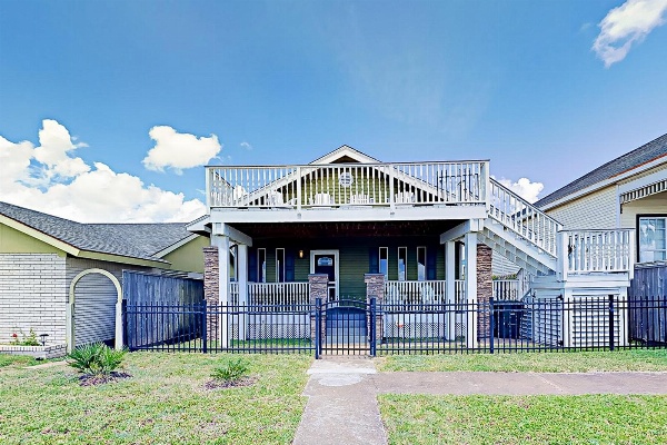 Craftsman on Seawall image 1