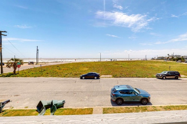 Craftsman on Seawall image 23